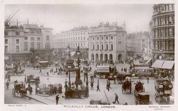 London  /  Piccadilly Circus