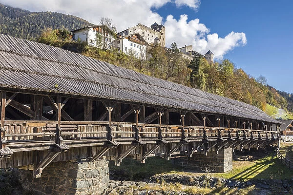 Bunbrugge bridge and Heinfels Castle, Heinfels, East Tyrol, Austria