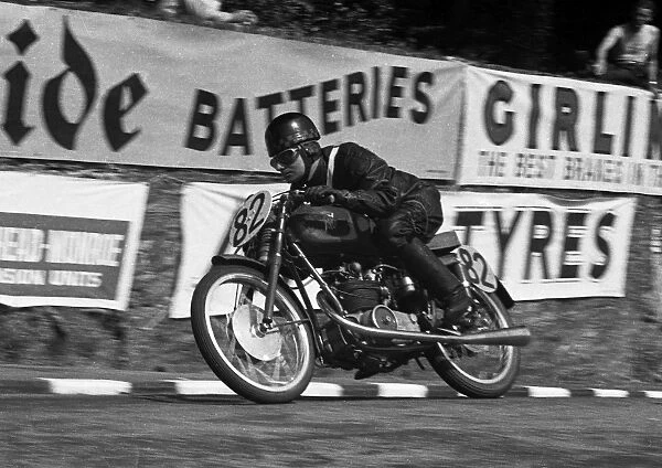 Albert Jones (MV) 1953 Ultra Lightweight TT