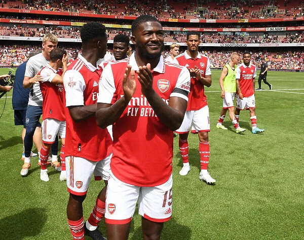 Arsenal's Ainsley Maitland-Niles Applauds Fans After Arsenal vs Sevilla Emirates Cup Match, 2022