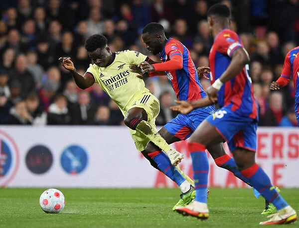 Bukayo Saka vs Cheikhou Kouyate: Intense Battle at Selhurst Park - Crystal Palace vs Arsenal, Premier League 2021-22