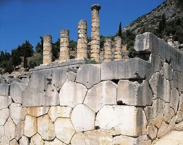 Greece, Delphi, Polygonal wall beneath Temple of Apollo, at archaeological site