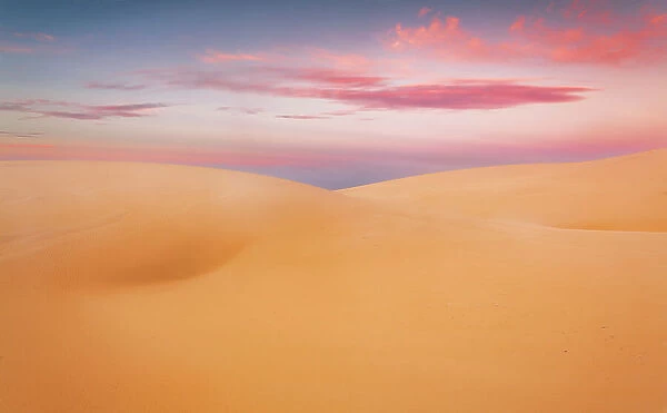 Dunes sunrise