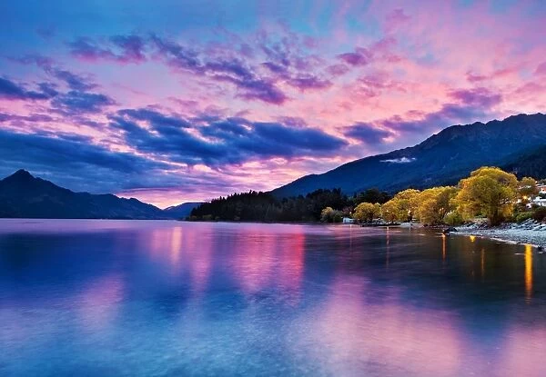 Lake Wakatipu New Zealand