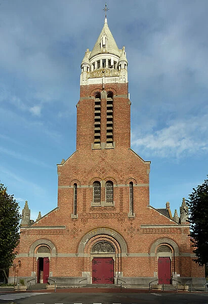 Parish church ('L'eglise Saint-Vaast'). Architect Louis Marie Cordonnier and Louis-Stanislas Cordonnier. Exterior (photo)