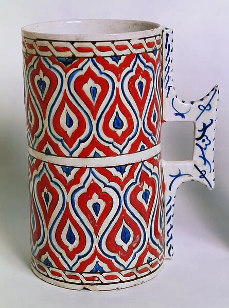 Tankard from Iznik, Turkey, late 16th century (earthenware)