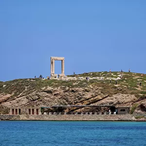 View towards the Temple of Apollo, Chora, Naxos City, Naxos Island, Cyclades, Greek Islands, Greece, Europe