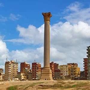 Pompeys Pillar, a triumphal memorial column, Alexandria, Egypt