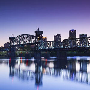 USA, Arkansas, Little Rock, city skyline from the Arkansas River