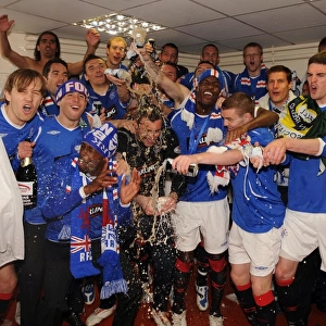 Rangers FC: Celebrating Their 2008-09 Scottish Premier League Victory