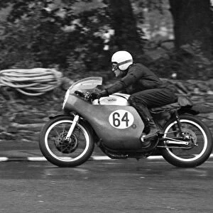 Barrie Scully (Norton) 1965 Senior Manx Grand Prix