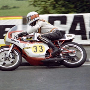 Derek Mortimer (Maxton) 1976 Senior TT