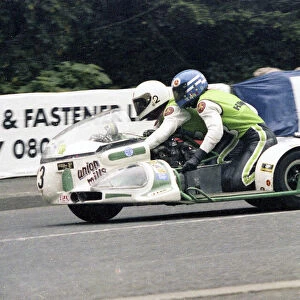 Eric Bregazzi & Jimmy Creer (UMS Kawasaki) 1979 Sidecar TT