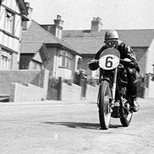 Eric McPherson (AJS) 1950 Junior TT