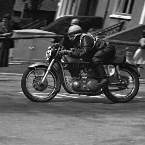 Roy Smith (Norton) 1953 Junior Clubman TT