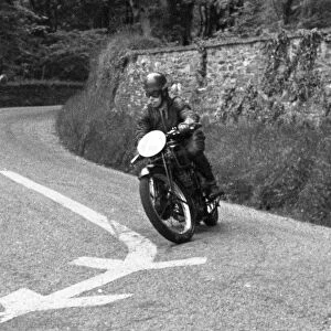 Syd Goddard (Velocette) 1947 Junior TT
