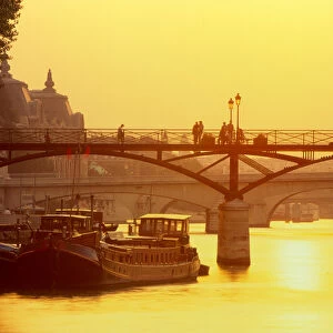 Pont des Arts, Seine, Paris, France Musee d Orsay, river barges