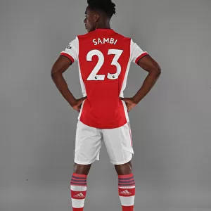 Arsenal First Team 2021-22: Sambi Training at London Colney