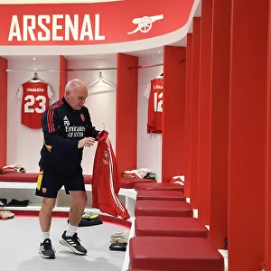 Arsenal Kitman Paul Glibbery Gears Up for Women's Champions League Showdown Against Olympique Lyonnais