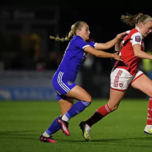 Arsenal vs Leicester City: A Fight for Supremacy in the FA Women's Super League - Battle for Possession