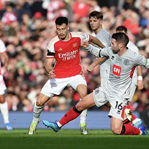 Arsenal vs Sheffield United: Gabriel Martinelli vs Oliver Norwood Battle at Emirates Stadium (2023-24)