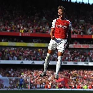 Odegaard Scores First Arsenal Goal: Arsenal 1-Manchester United, Premier League 2023-24