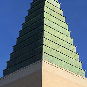 Ziggurat of the Said Business school in Oxford