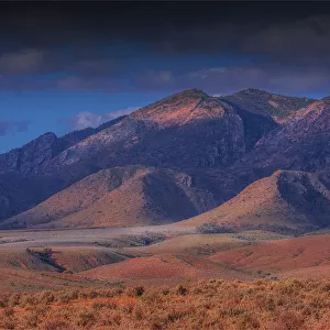 Late afternoon light sweeps across the Flinders Ranges national park, South Australia