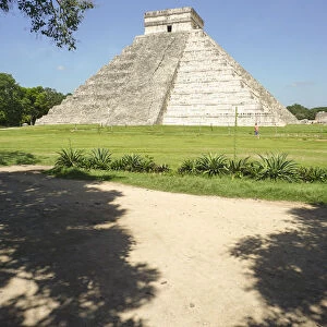 Mayan Pyramid of Kukulkan, El Castillo, and ruins at Chichen Itza, Yucatan, Mexico