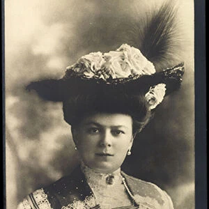 Ak Duchess Sophie von Hohenberg with hat, BKWI 887 255, death card (b / w photo)