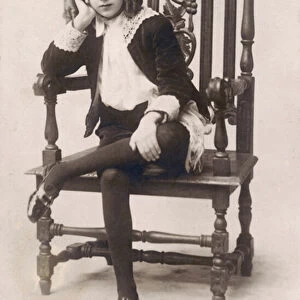 Cora Goffin as Little Lord Fauntleroy (b / w photo)