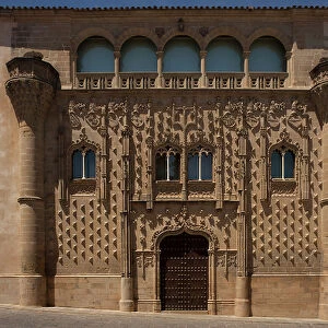 Facade, detail, Palace (Palacio de Jabalquinto), Plaza Santa Cruz, Baeza, Andalucia, Jaen, Spain (photo)