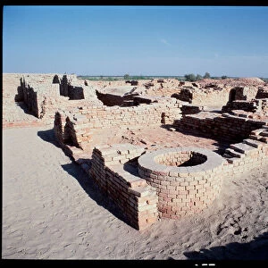 Indus Valley Civilization: view of a well (2500-2000 BC)