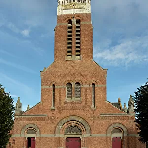 Parish church ("L'eglise Saint-Vaast"). Architect Louis Marie Cordonnier and Louis-Stanislas Cordonnier. Exterior (photo)