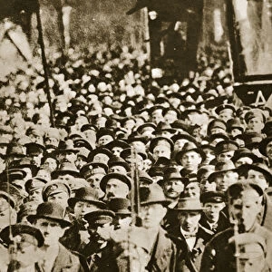 Revolutionists in Petrograd, 1917 (sepia photo)