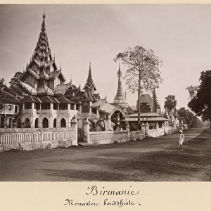 Wayzayanda monastery and pagodas at Moulmein, Burma, c. 1890 (albumen print) (b / w photo)