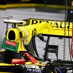 Formula One World Championship: Renault R30 F duct