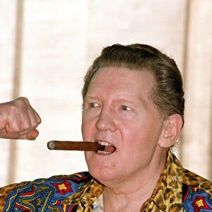JERRY LEE LEWIS IN COLOURFUL SHIRT SMOKING A CIGAR 30 / 06 / 1993