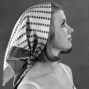 Reveille Fashion. August 1965 P007771