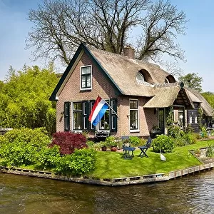 Giethoorn canals village - Holland